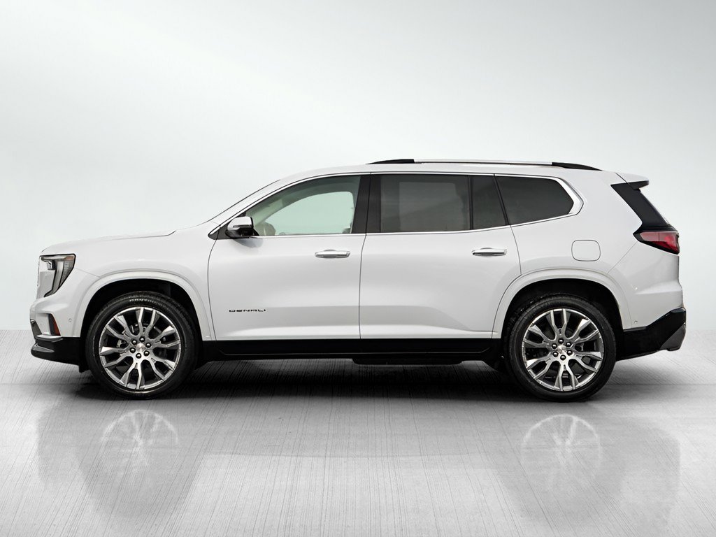 New 2026 GMC Acadia Denali w/ Super Cruise Package image 4