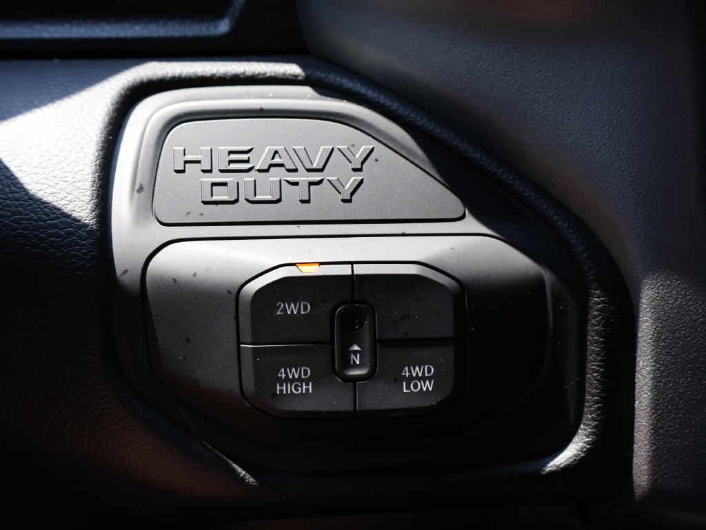 Used 2025 RAM 2500 Big Horn AWD/4WD image 26