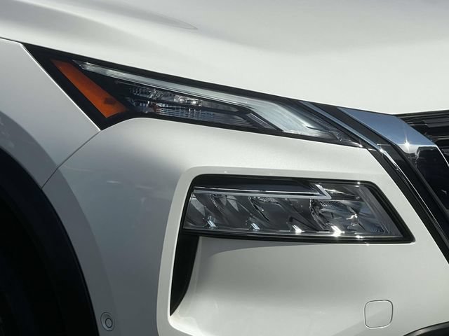 Used 2023 Nissan Rogue SL w/ SL Premium Package AWD/4WD image 9