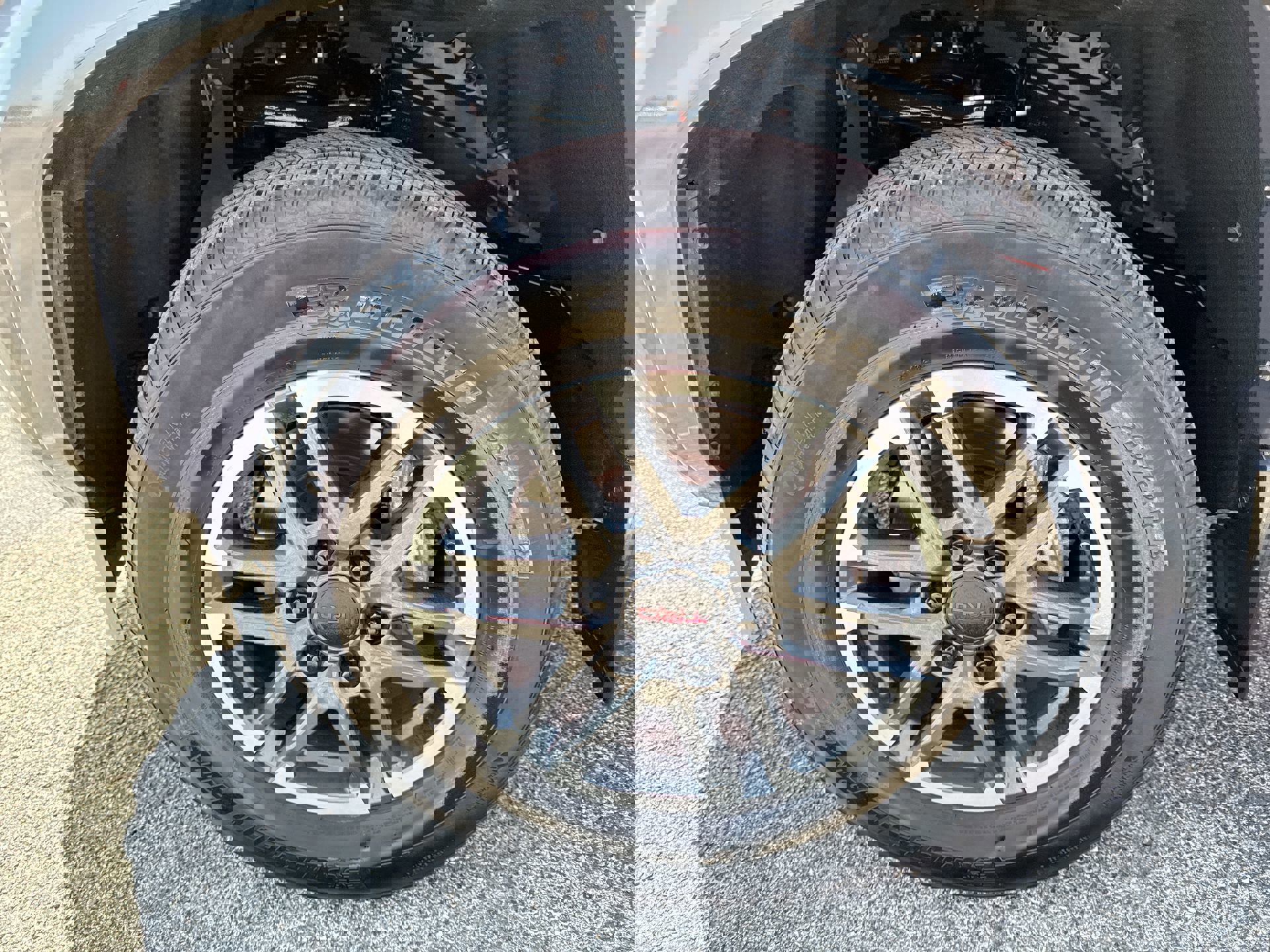 Used 2024 Toyota Tacoma TRD Sport image 18