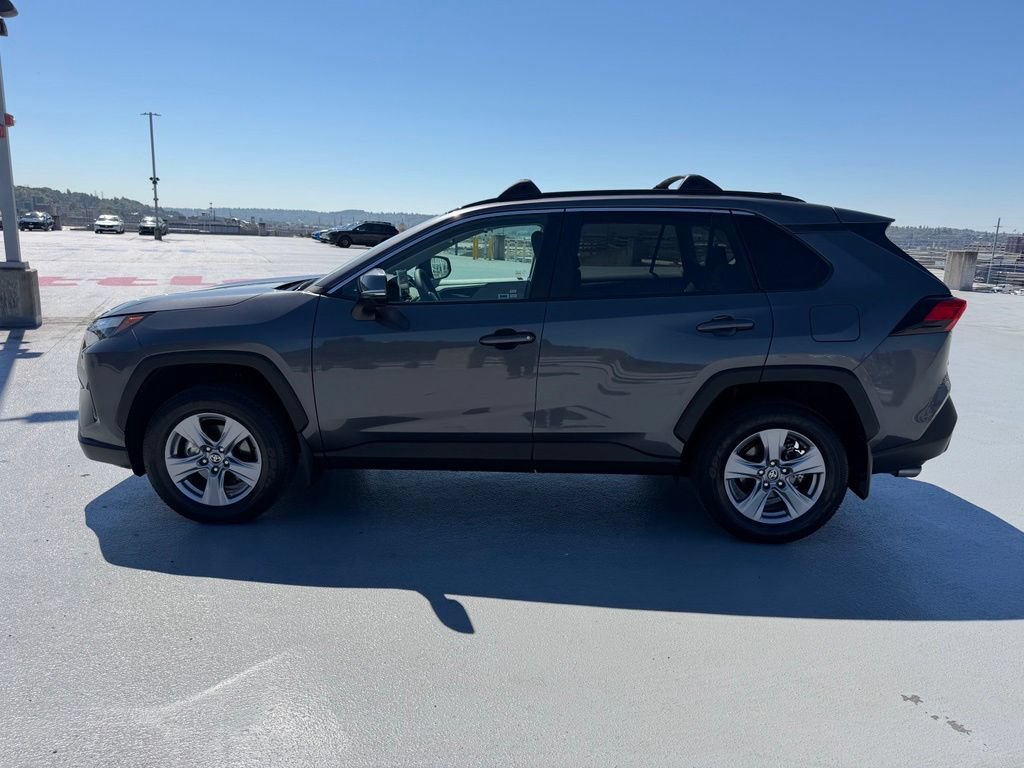 Used 2025 Toyota RAV4 XLE w/ Convenience Package AWD/4WD image 6