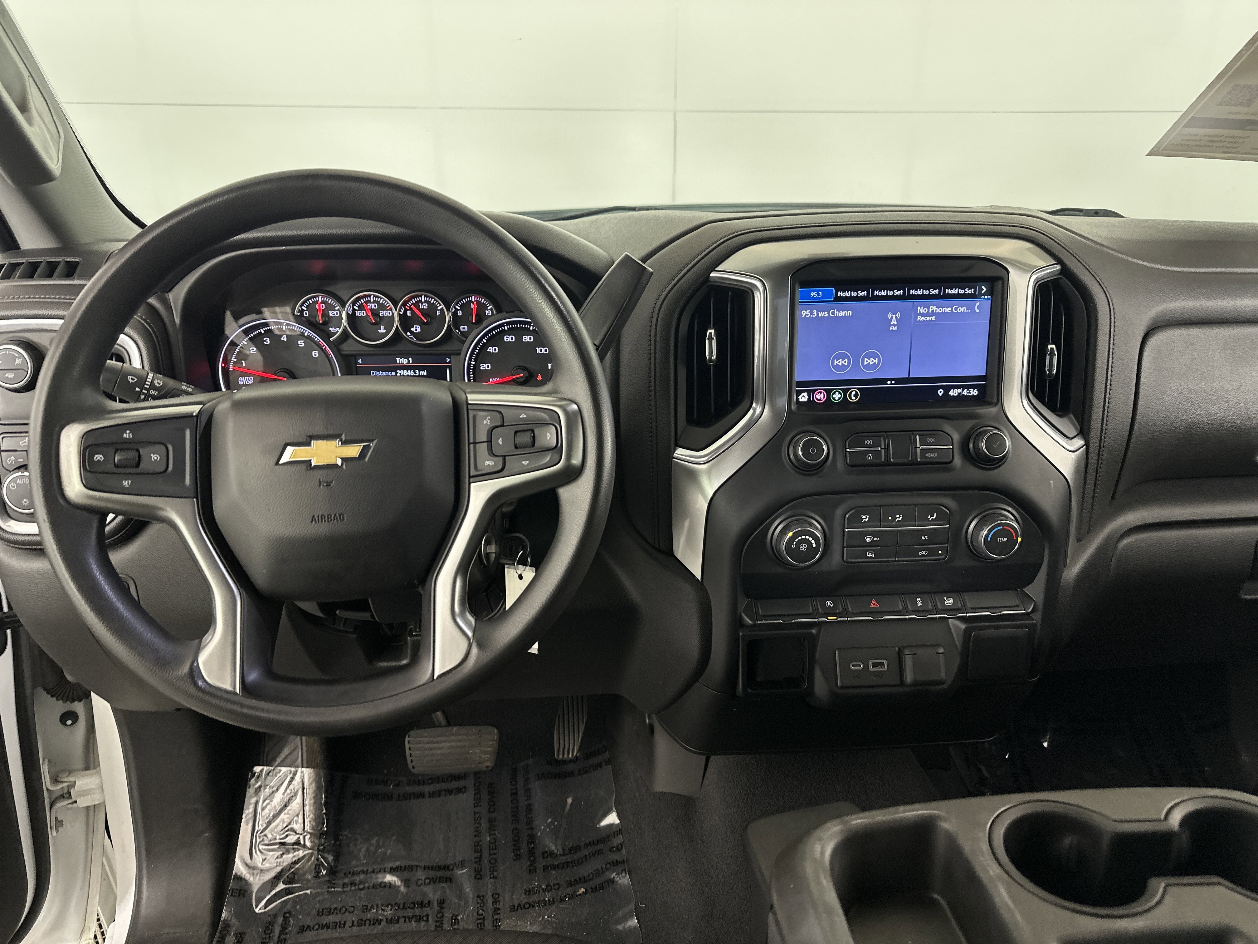 Used 2019 Chevrolet Silverado 1500 LT w/ Bed Protection Package image 3