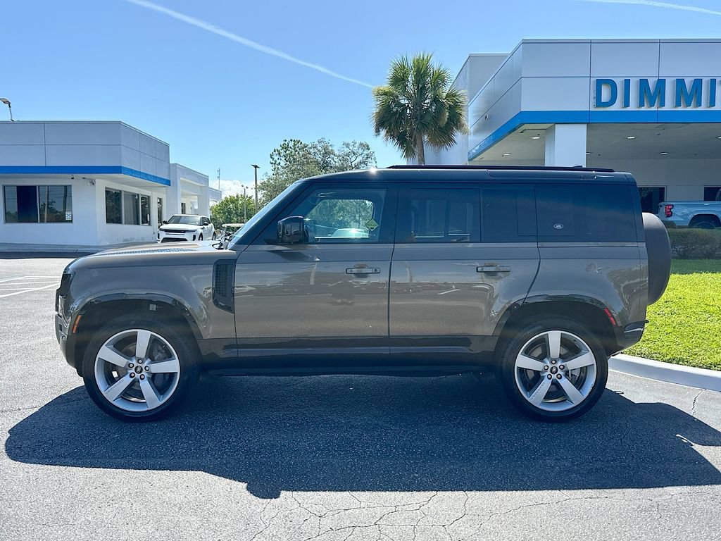 Used 2022 Land Rover Defender 110 X-Dynamic HSE image 9