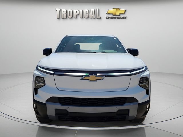 New 2026 Chevrolet Silverado EV LT w/ Plus Package AWD/4WD image 8