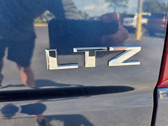 Used 2022 Chevrolet Silverado 1500 LTZ AWD/4WD image 15