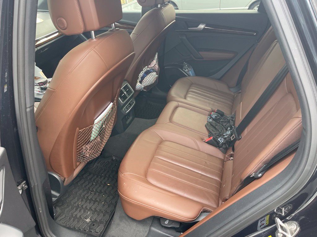 Used 2018 Audi Q5 2.0T Premium Plus w/ Premium Plus Package AWD/4WD image 7