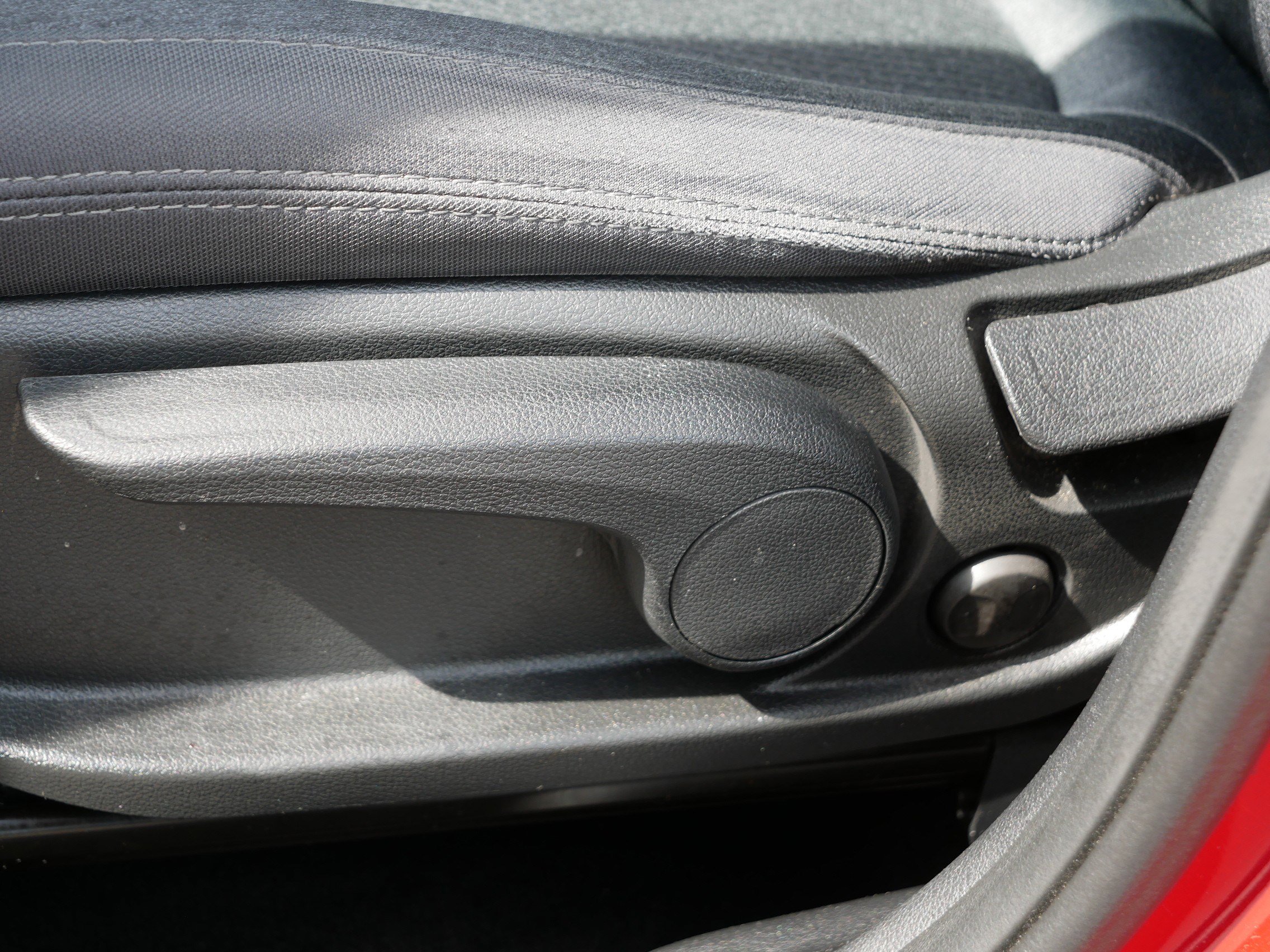 Used 2019 Hyundai Santa Fe SE AWD/4WD image 20