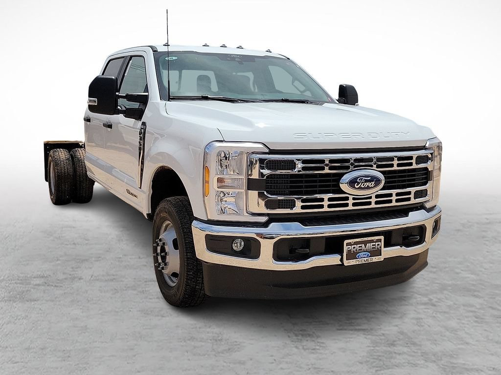 New 2026 Ford F350 XL w/ XL Chrome Package AWD/4WD image 2