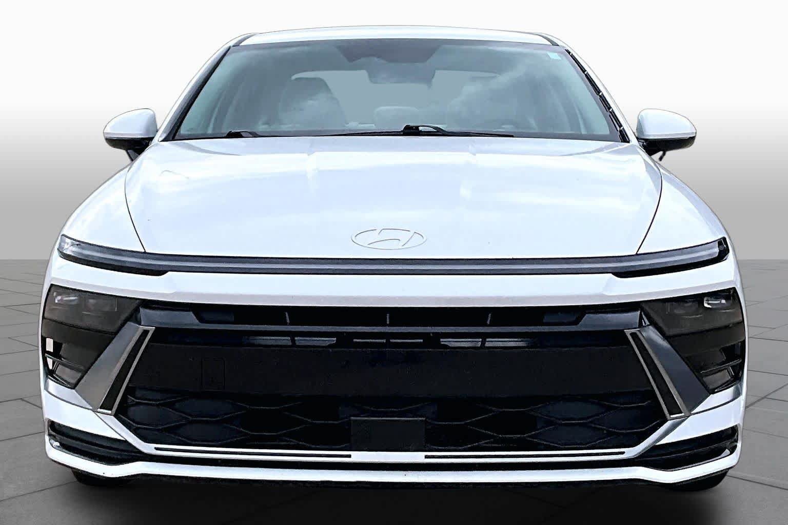 Used 2025 Hyundai Sonata SEL FWD image 3