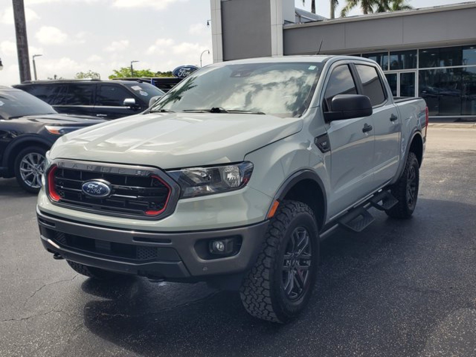 Certified 2023 Ford Ranger XLT w/ Tremor Off-Road Package AWD/4WD image 3