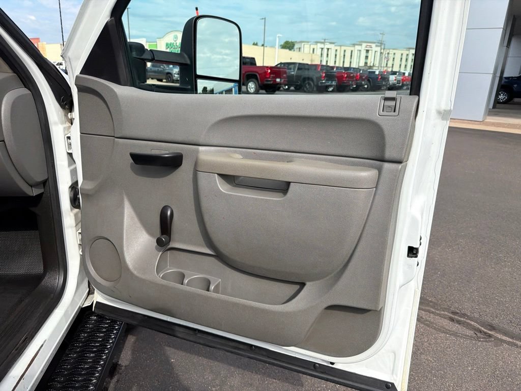 Used 2013 Chevrolet Silverado 3500 W/T w/ Snow Plow Prep Package AWD/4WD image 16