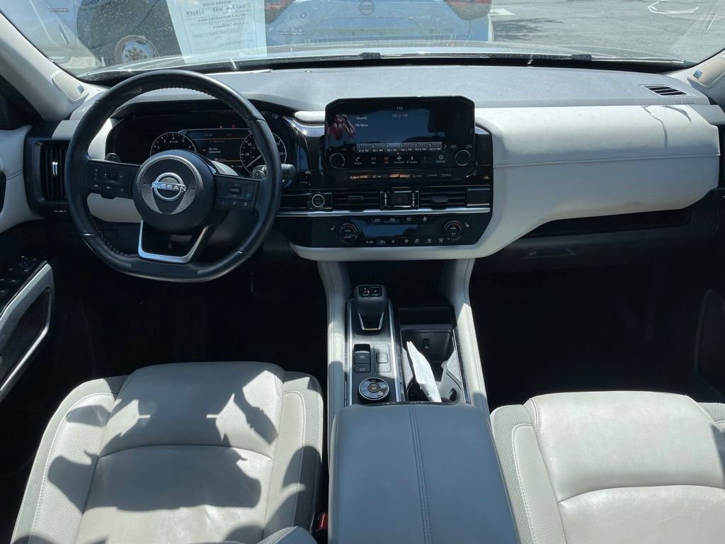 Certified 2023 Nissan Pathfinder SL w/ SL Premium Package AWD/4WD image 13