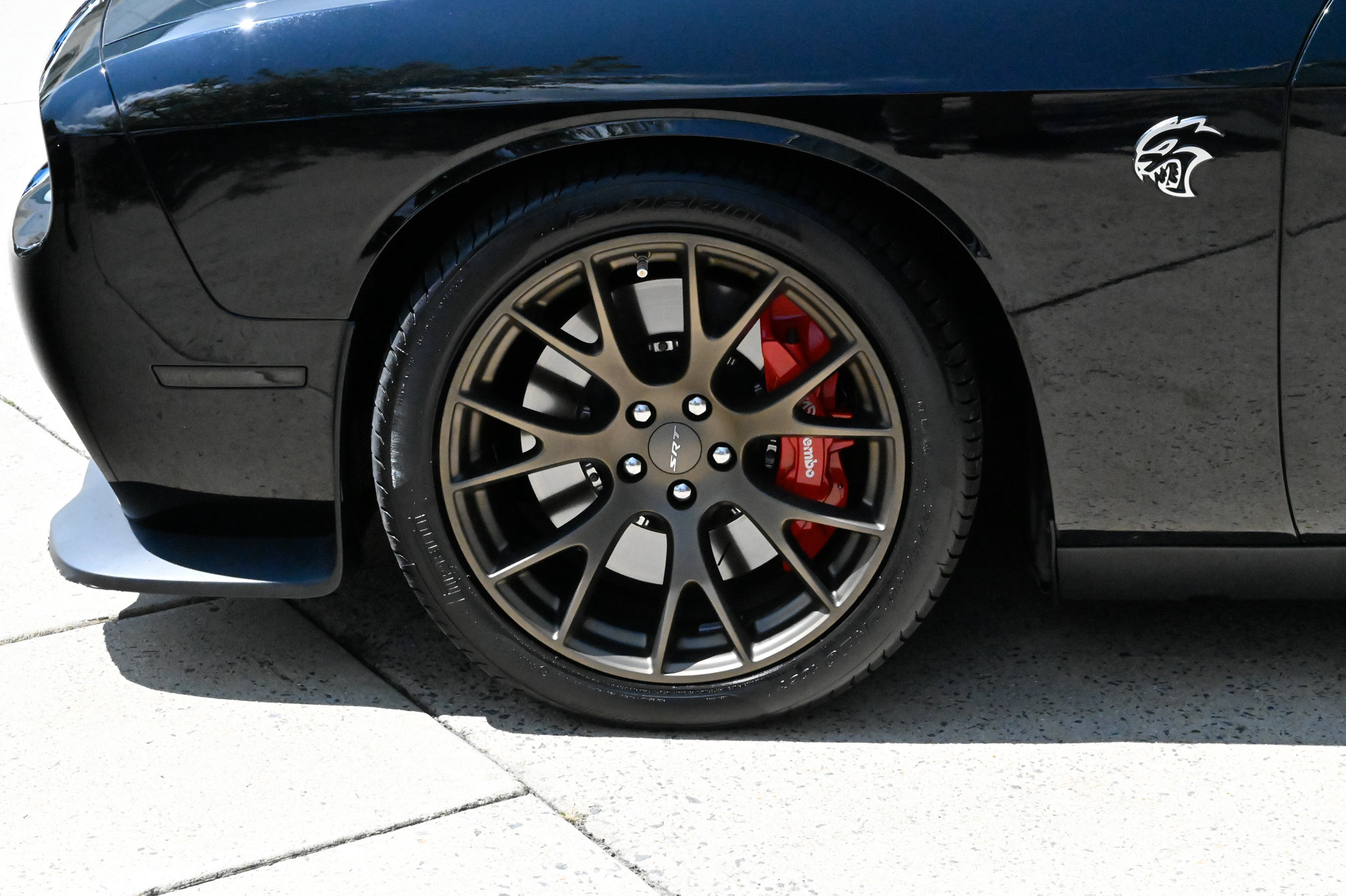 Used 2016 Dodge Challenger SRT Hellcat RWD image 9