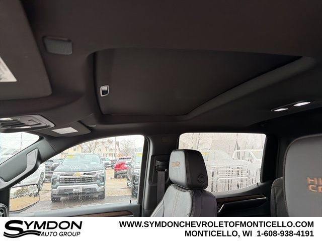 Used 2024 Chevrolet Silverado 1500 High Country w/ High Country Premium Package image 17