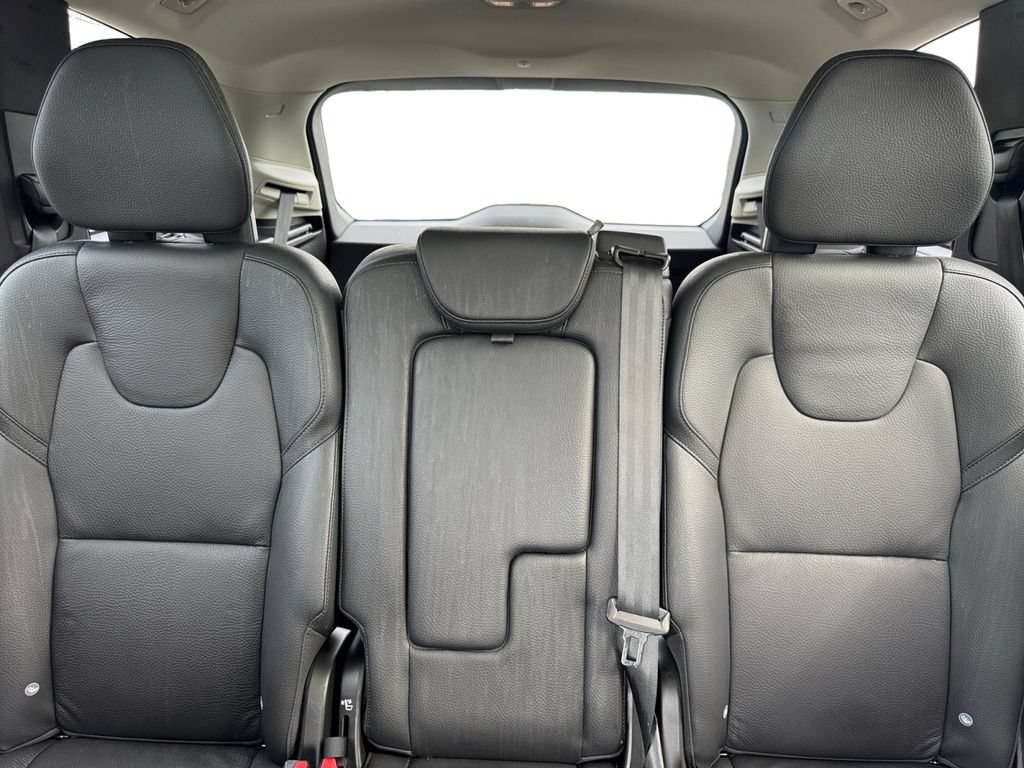 Certified 2023 Volvo XC90 B5 Plus w/ Protection Package Premier AWD/4WD image 23
