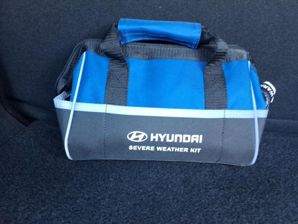 New 2025 Hyundai Elantra Sport image 7