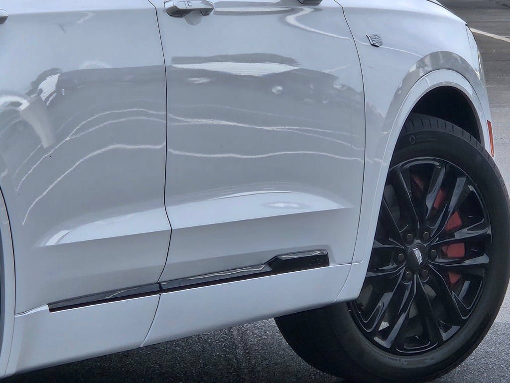 Used 2024 Cadillac XT6 Sport w/ LPO, Onyx Lite Package AWD/4WD image 14