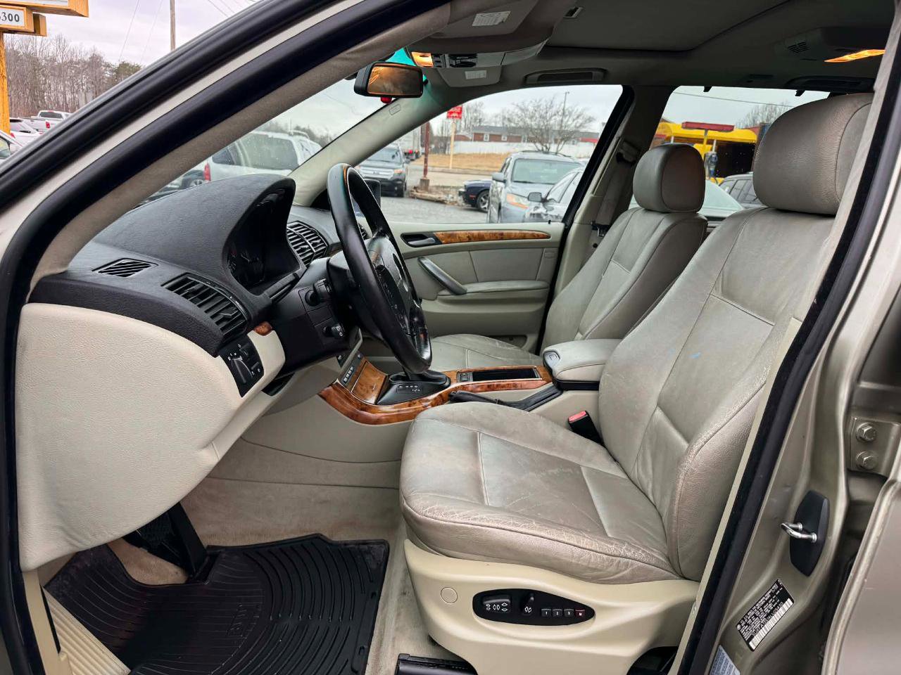 Used 2004 BMW X5 3.0i image 10