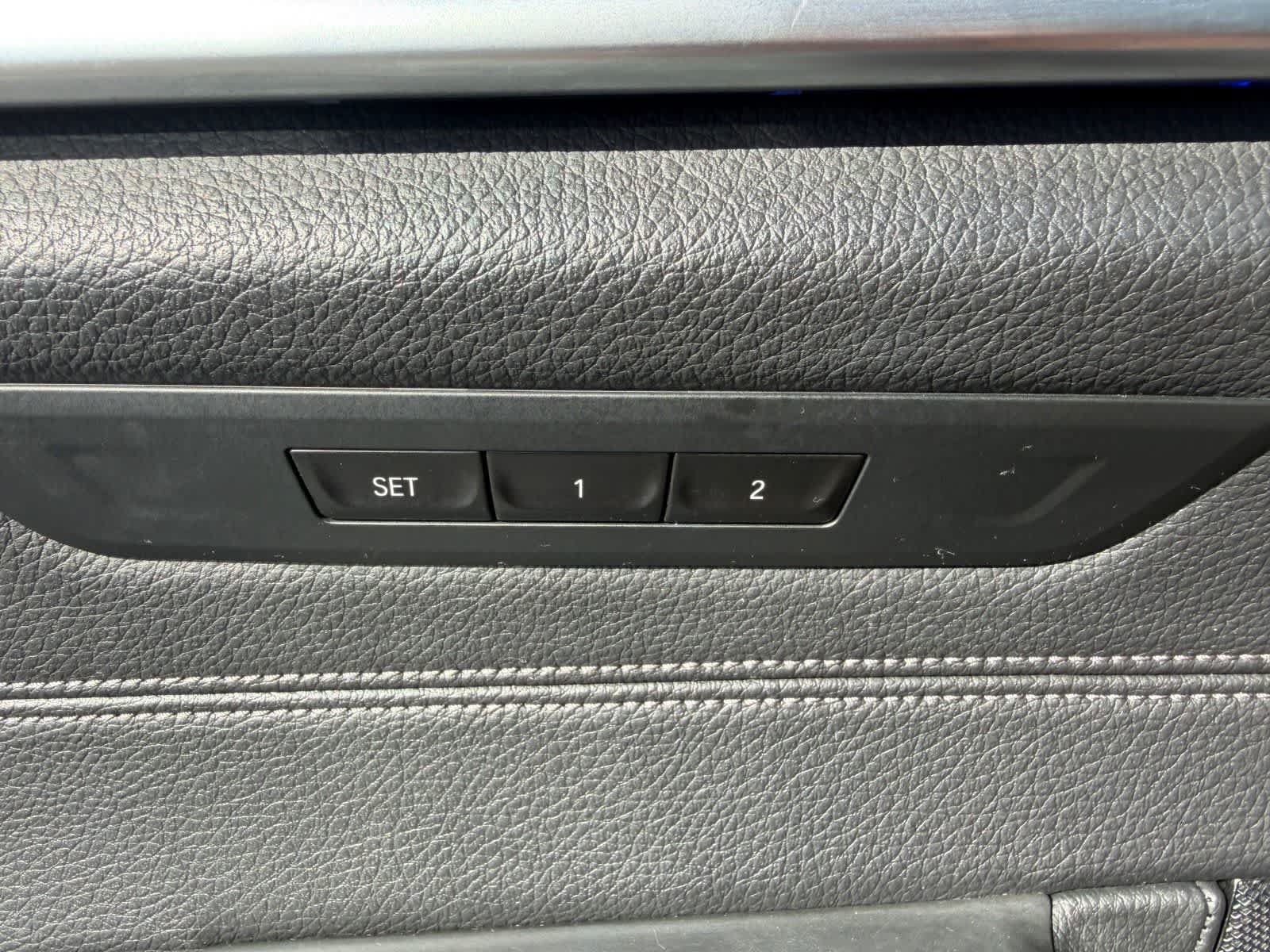 Used 2020 BMW 530i w/ Convenience Package RWD image 15