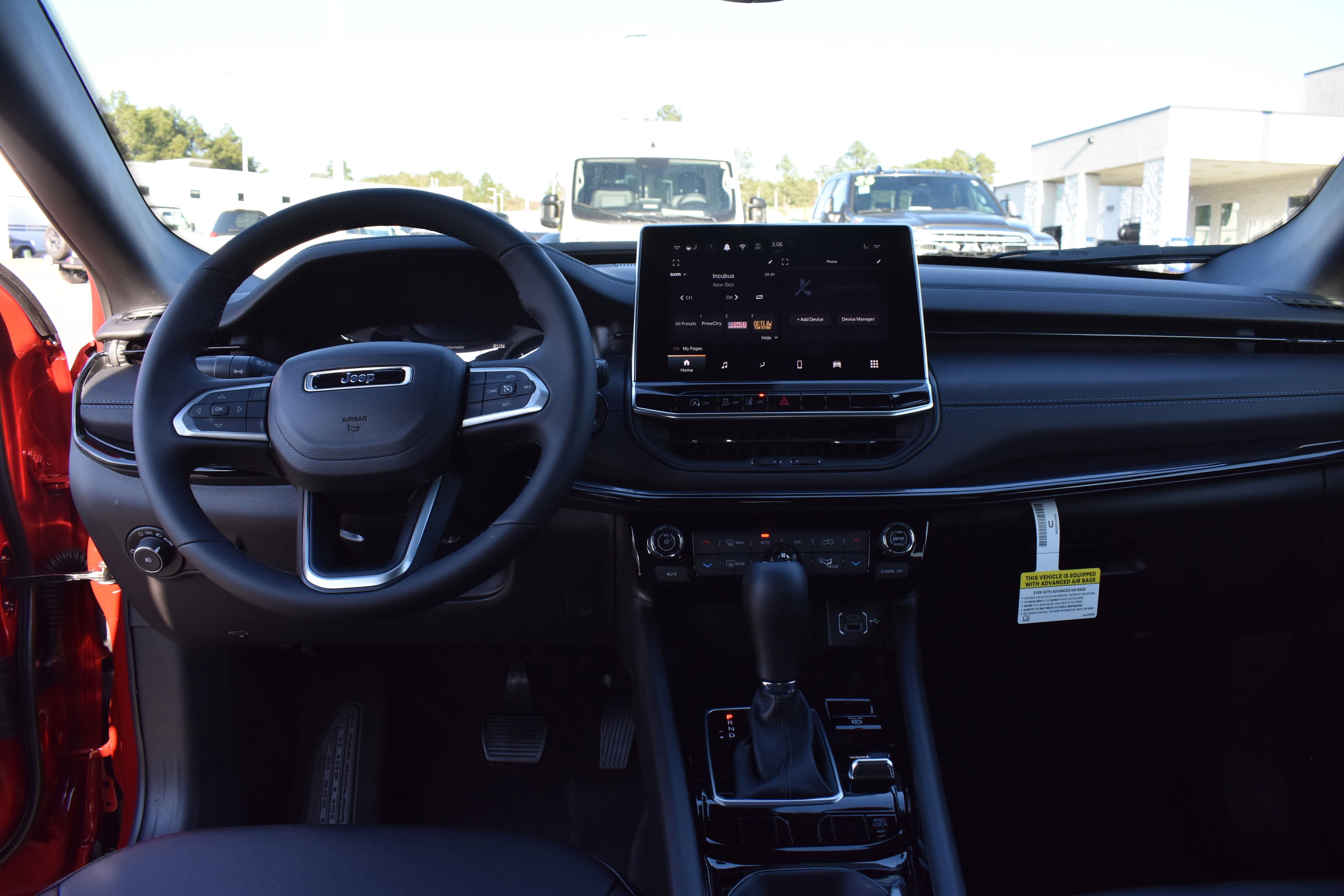 New 2026 Jeep Compass Latitude AWD/4WD image 31