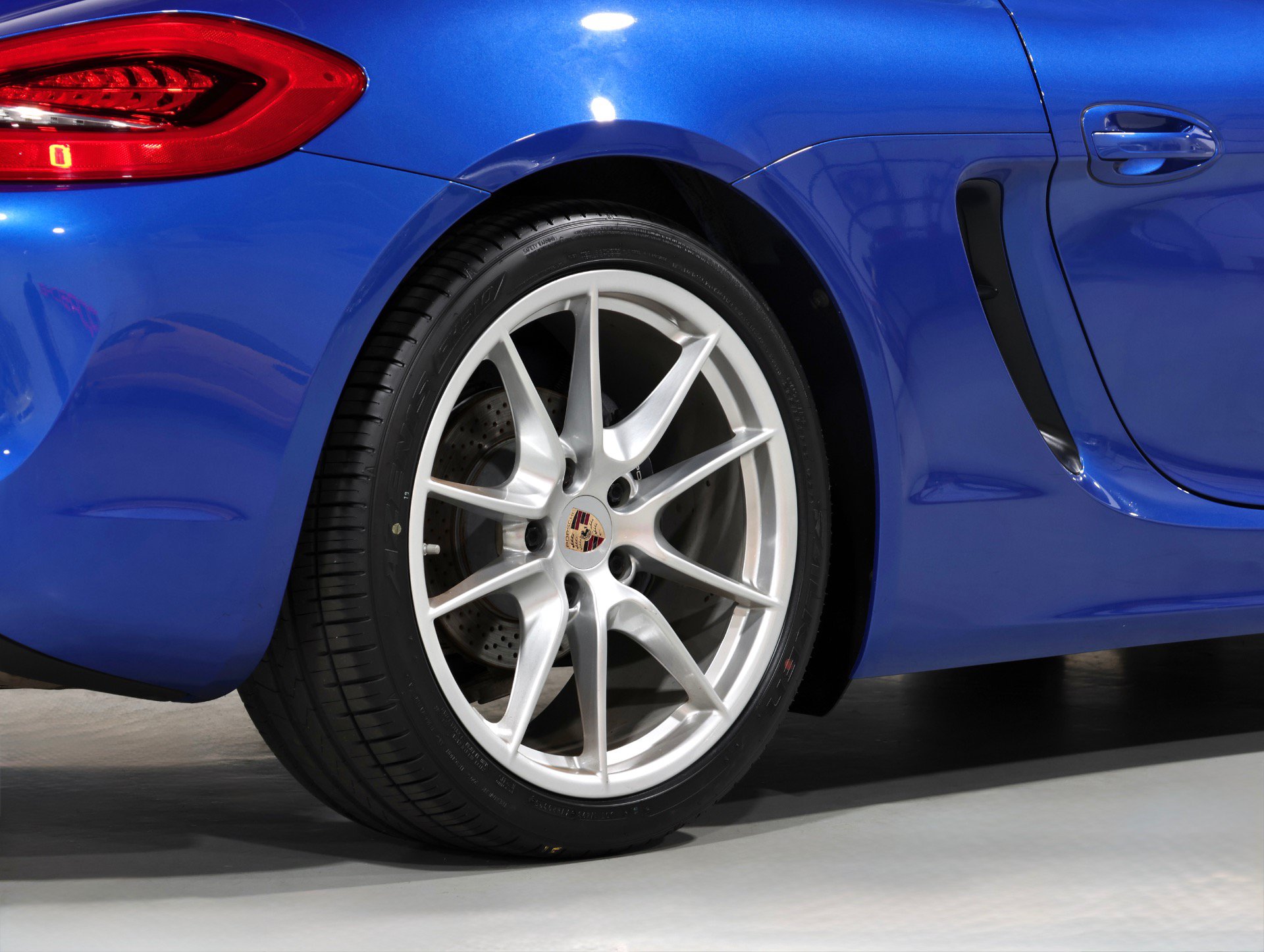 Used 2014 Porsche Cayman RWD image 36