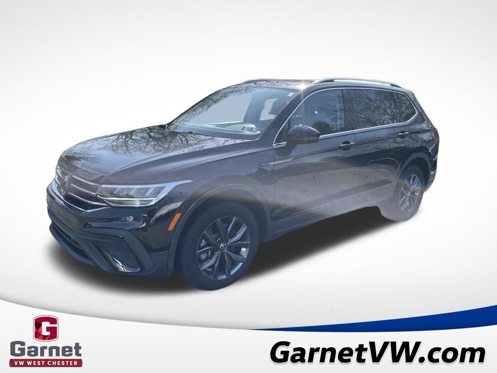 Used 2022 Volkswagen Tiguan SE image 1
