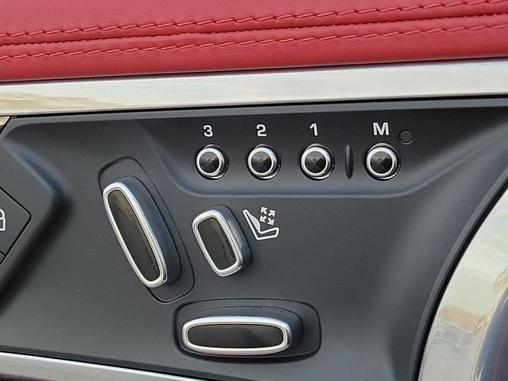 Used 2021 Jaguar F-TYPE First Edition image 31