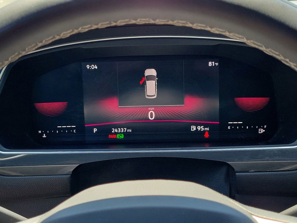 Used 2023 Volkswagen Tiguan SE R-Line FWD image 28