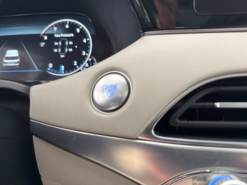 Used 2022 Hyundai Palisade Limited w/ Cargo Package image 32