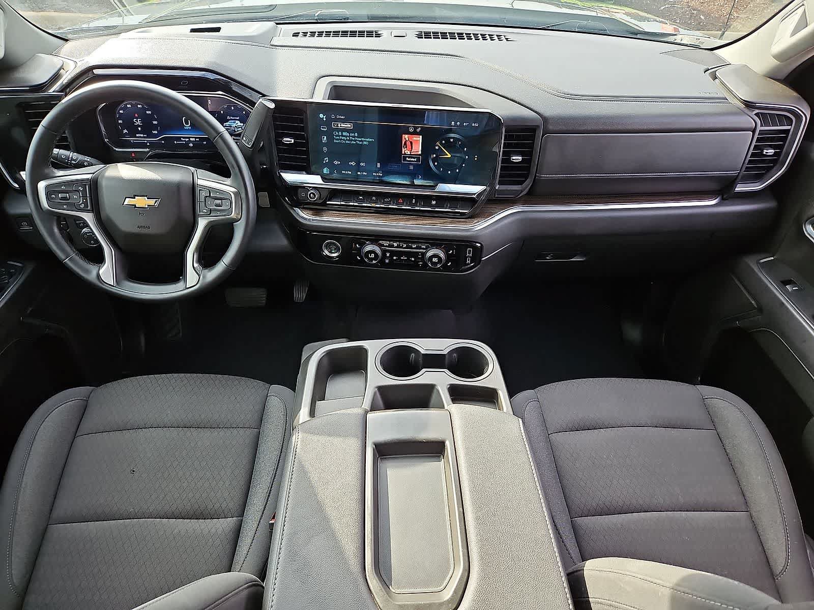 Used 2023 Chevrolet Silverado 1500 LT AWD/4WD image 25