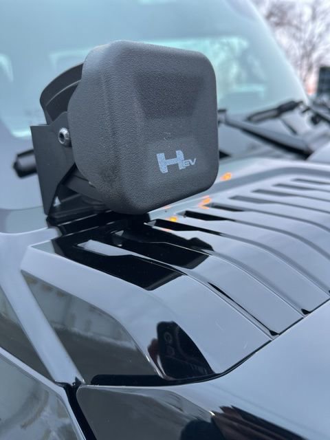 Used 2024 GMC Hummer EV 2X w/ LPO, Illumination Package image 15