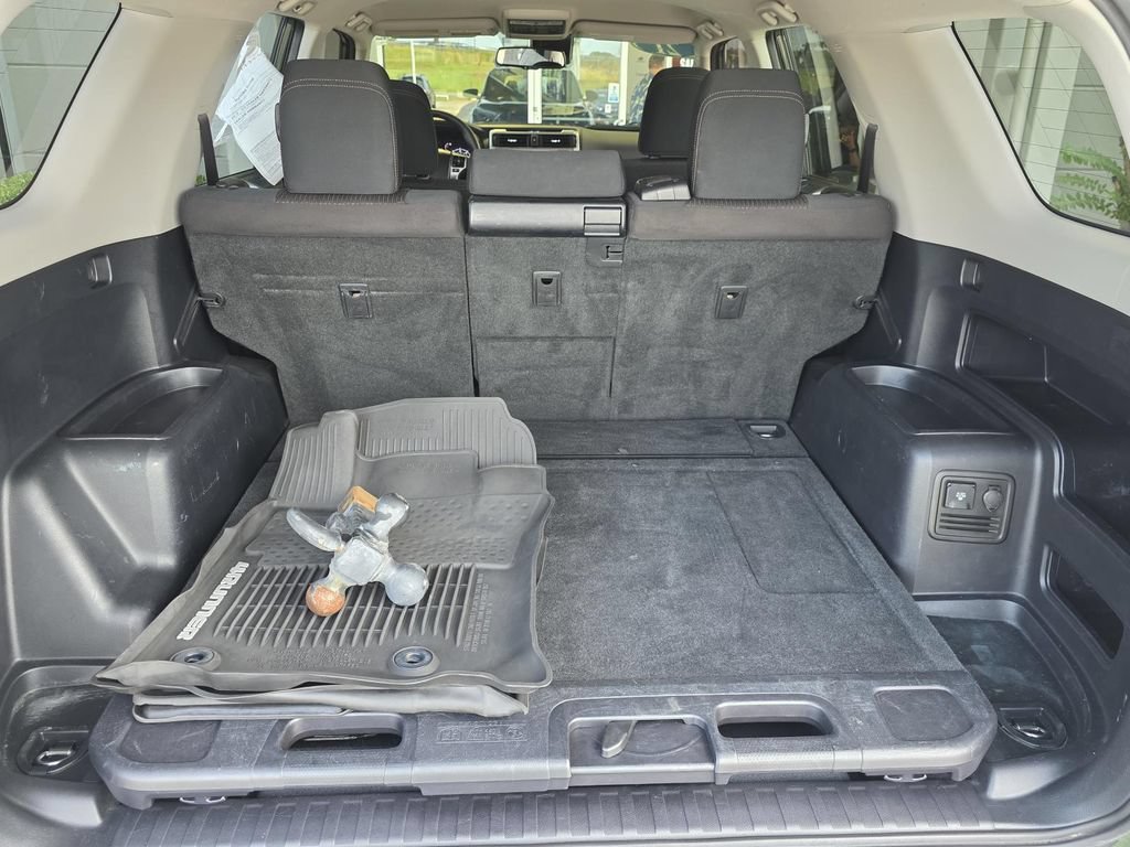 Used 2021 Toyota 4Runner Trail Special Edition AWD/4WD image 13