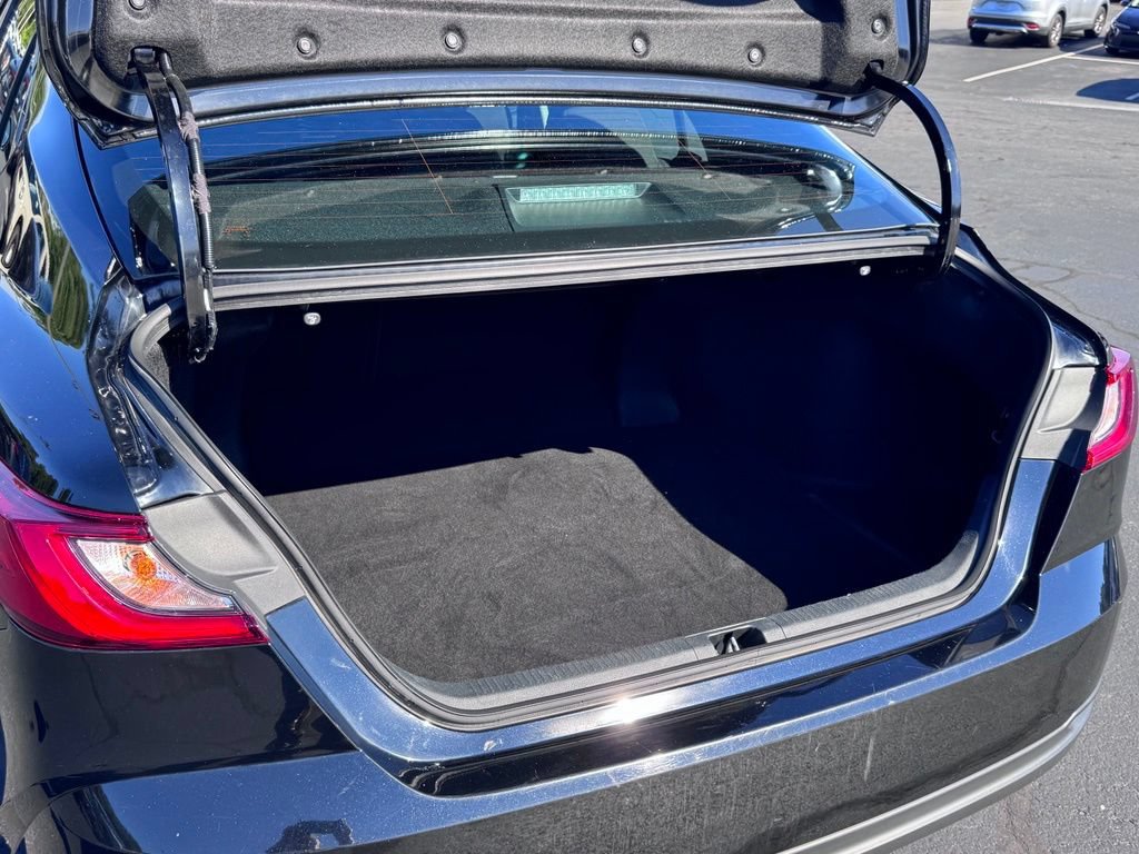 Used 2025 Toyota Camry LE FWD image 37
