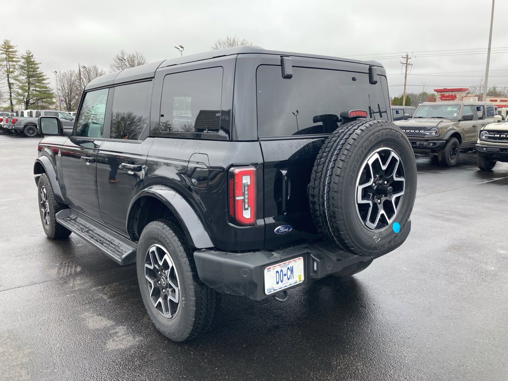 Used 2025 Ford Bronco Outer Banks image 7