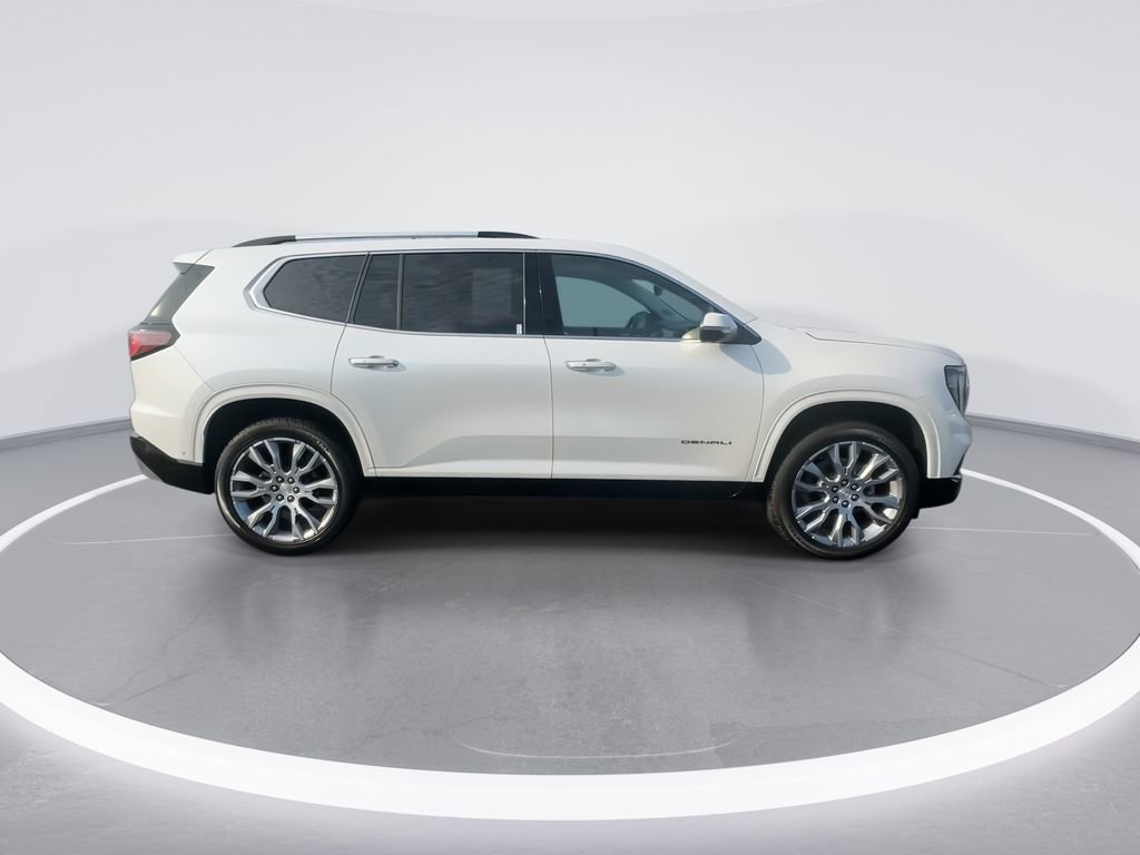 Used 2025 GMC Acadia Denali w/ Super Cruise Package image 9