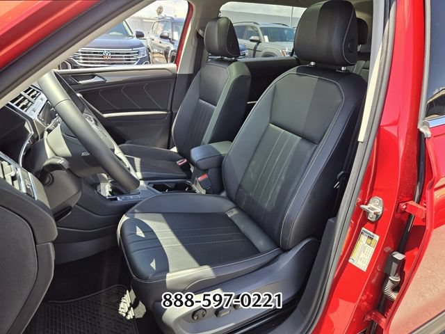 Used 2022 Volkswagen Tiguan SE FWD image 9