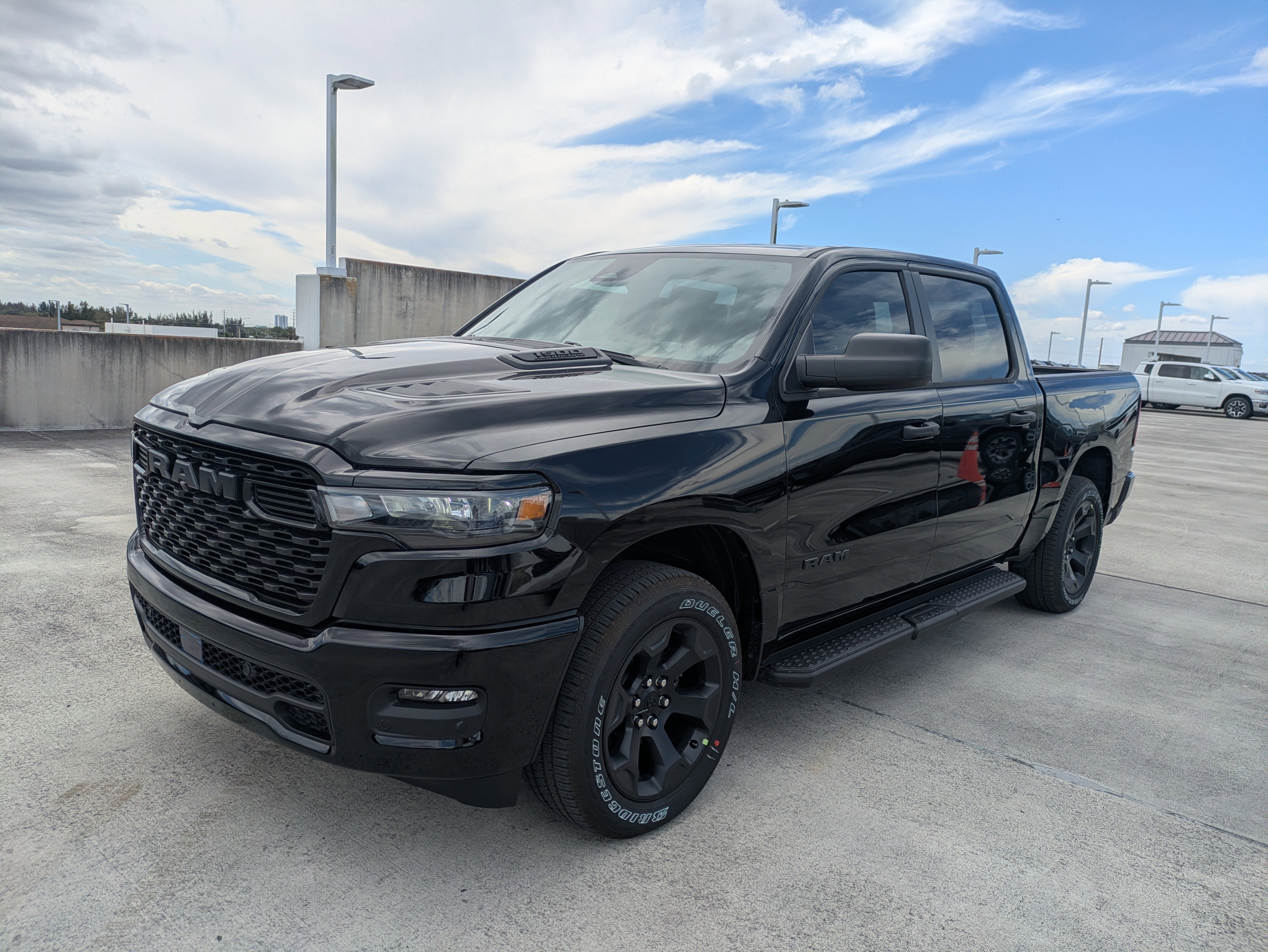 New 2026 RAM 1500 Express image 9