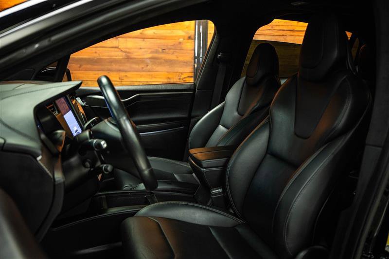 Used 2018 Tesla Model X P100D image 10