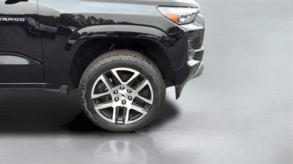 Used 2023 Chevrolet Colorado Z71 image 22