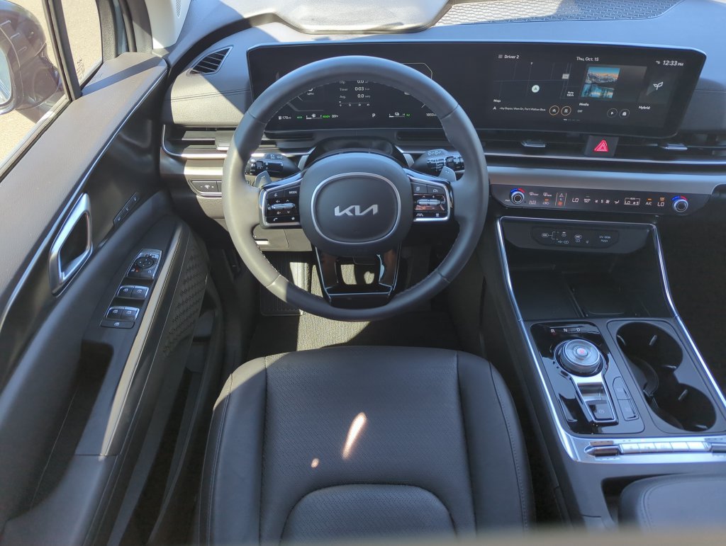 Used 2025 Kia Carnival SX Prestige FWD image 14