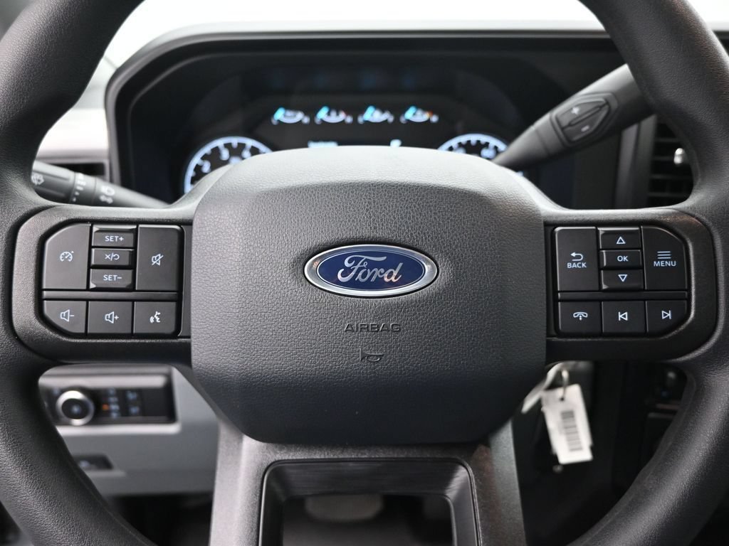 New 2026 Ford F250 XL w/ XL Chrome Package RWD image 10