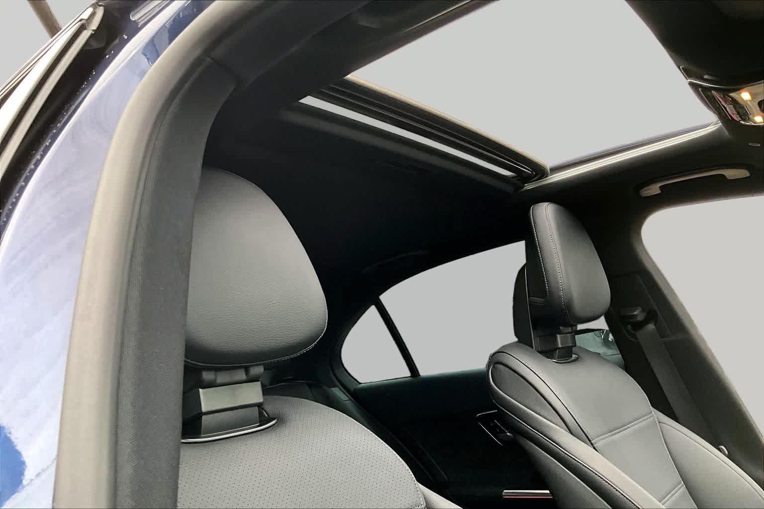 Certified 2025 Mercedes-Benz C 300 4MATIC Sedan image 14