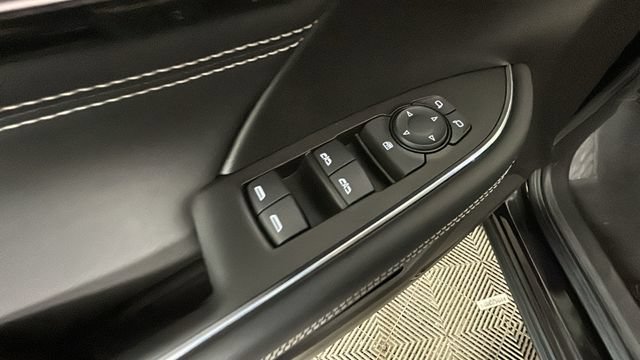 Used 2023 Buick Envision Preferred w/ Sport Touring Package AWD/4WD image 10