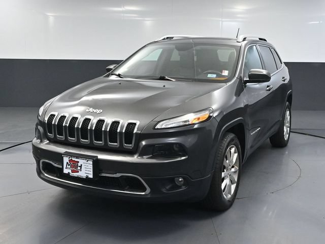 Used 2015 Jeep Cherokee Limited w/ Luxury Group AWD/4WD image 13