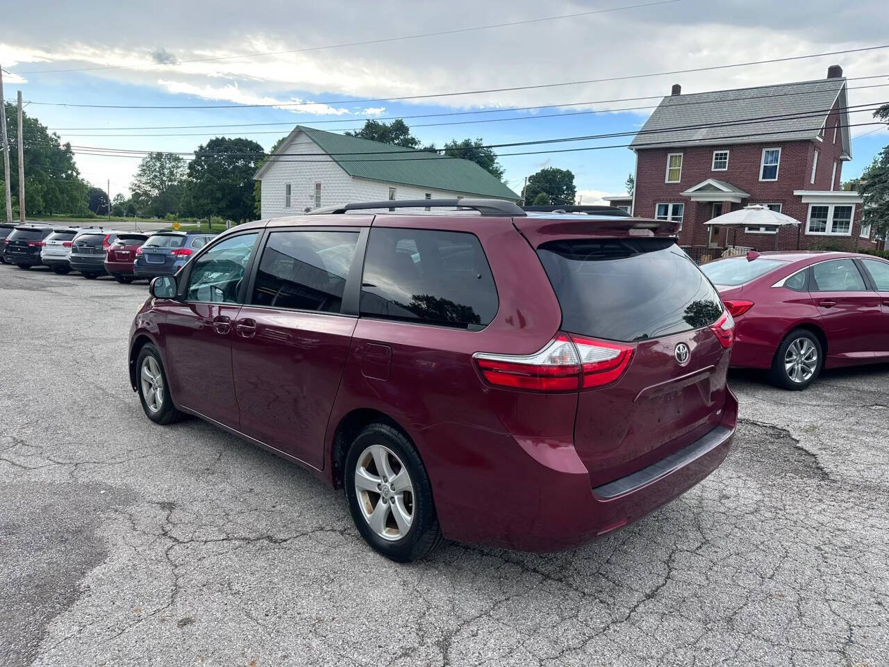 Used 2015 Toyota Sienna LE FWD image 8
