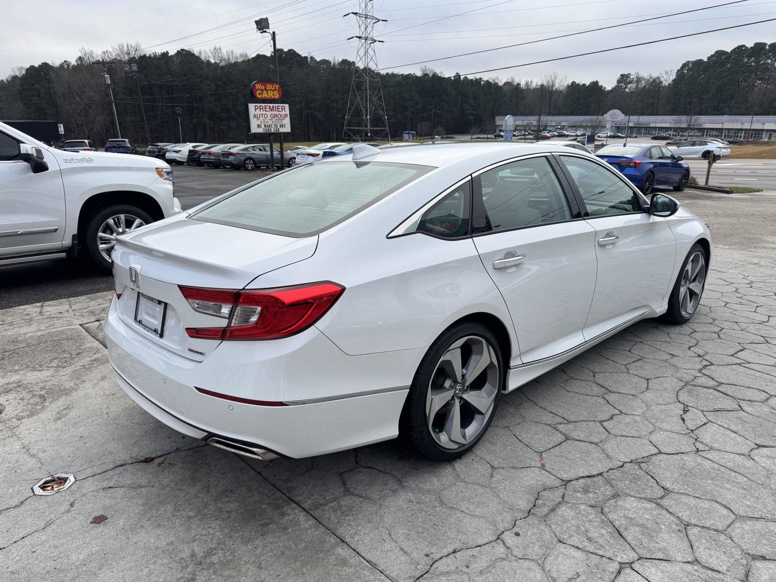 Used 2018 Honda Accord Touring image 13