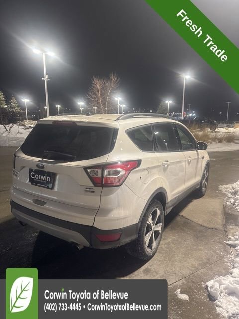 Used 2018 Ford Escape SEL AWD/4WD image 3