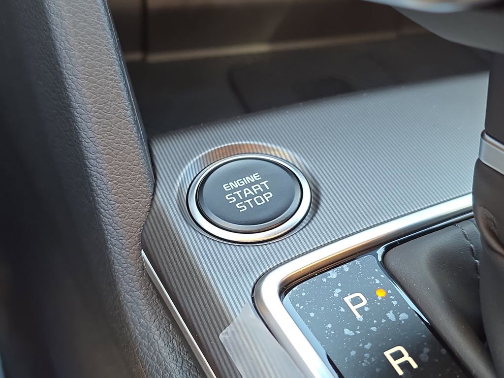 New 2026 Kia Sportage EX w/ EX Panorama Roof Package image 32