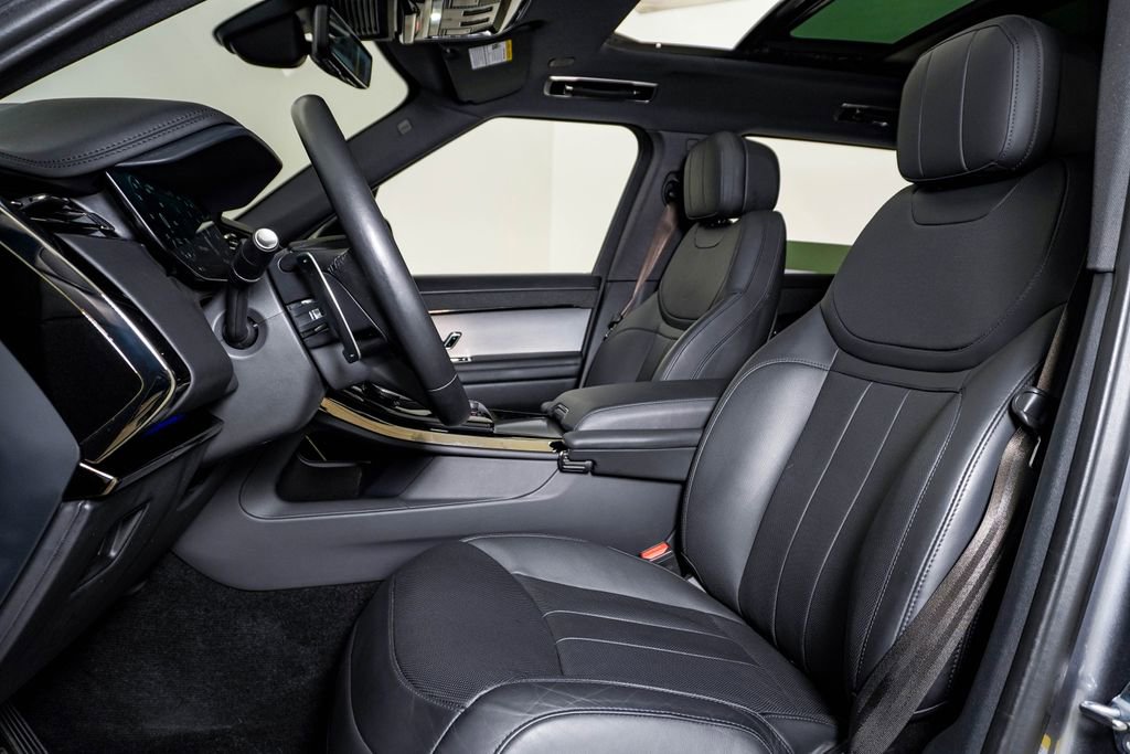 Used 2023 Land Rover Range Rover Sport SE Dynamic AWD/4WD image 17