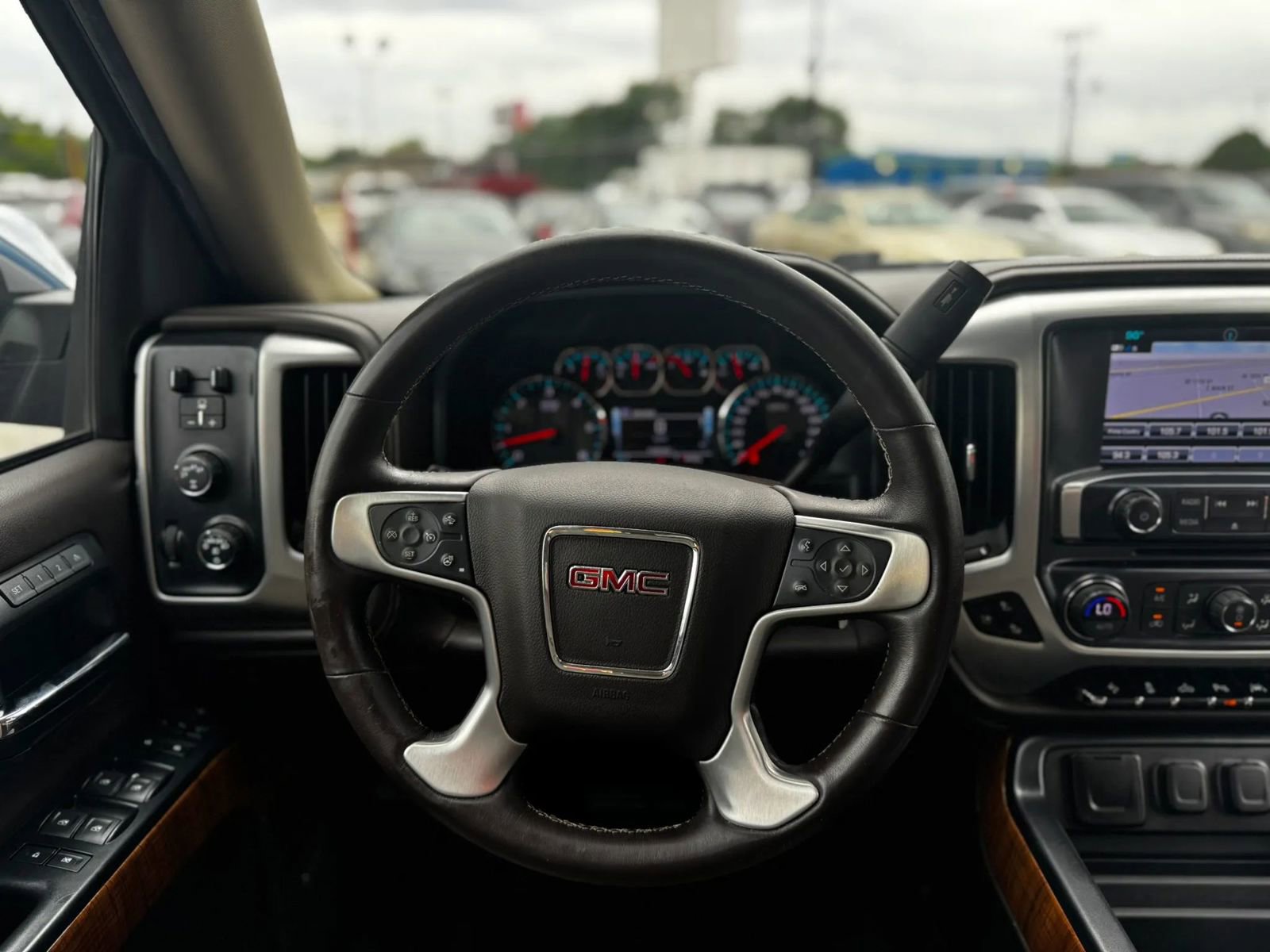 Used 2018 GMC Sierra 1500 SLT AWD/4WD image 12